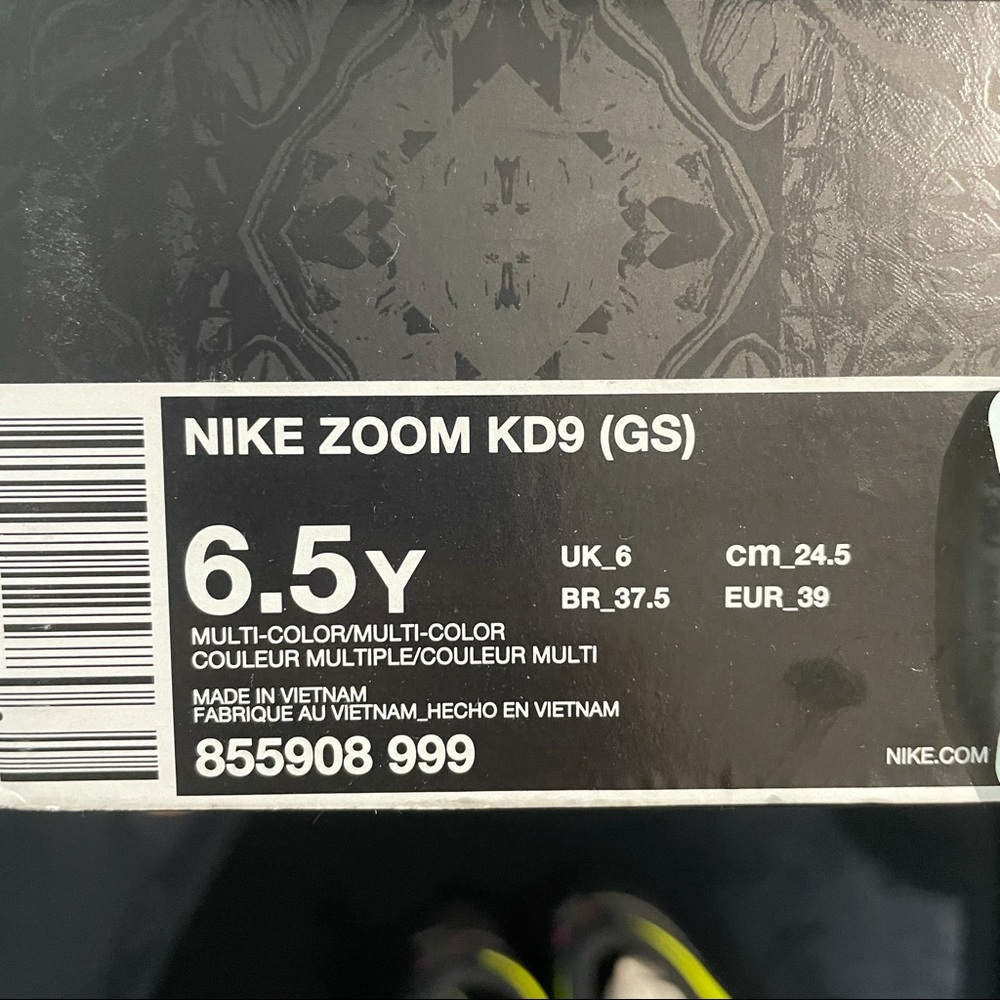 Like New NikeZoom KD9 Flyknit Unlimited - Picture 6 of 7